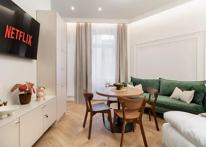 Malila Premium Estery Boutique Apartment