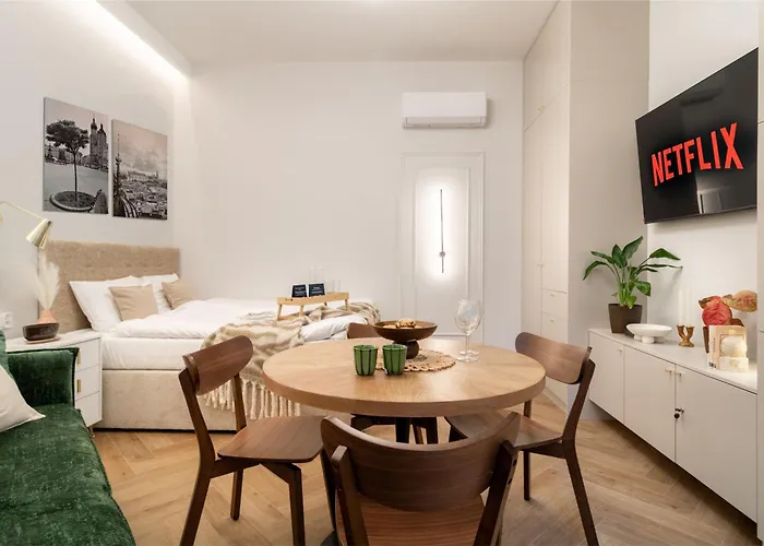 Malila Premium Estery Boutique Apartamento