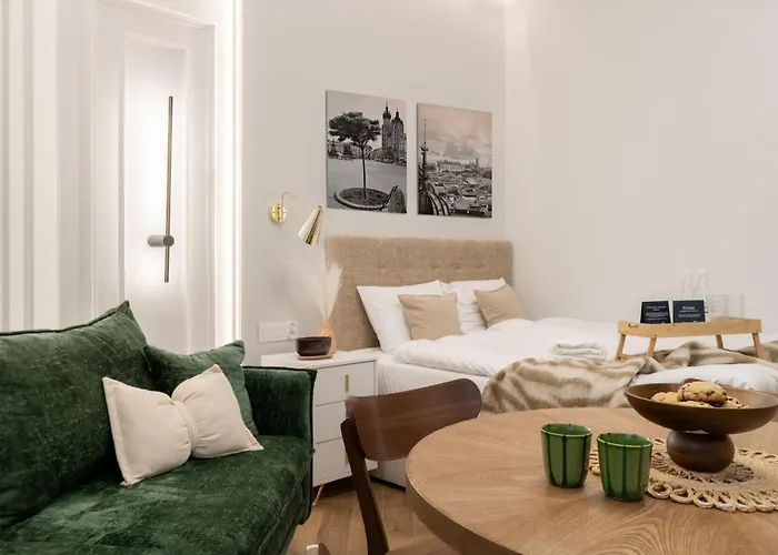 Malila Premium Estery Boutique クラクフ